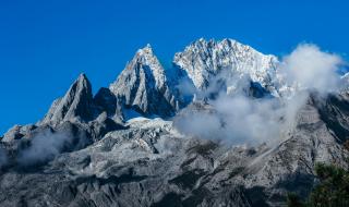 玉龙雪山海拔高度 玉龙雪山海拔多高